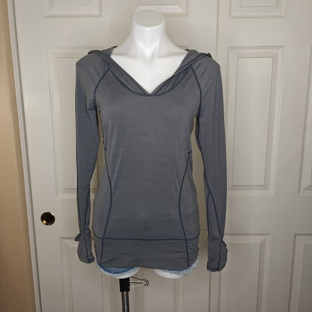 Zella gray stripe hooded athletic top sz S